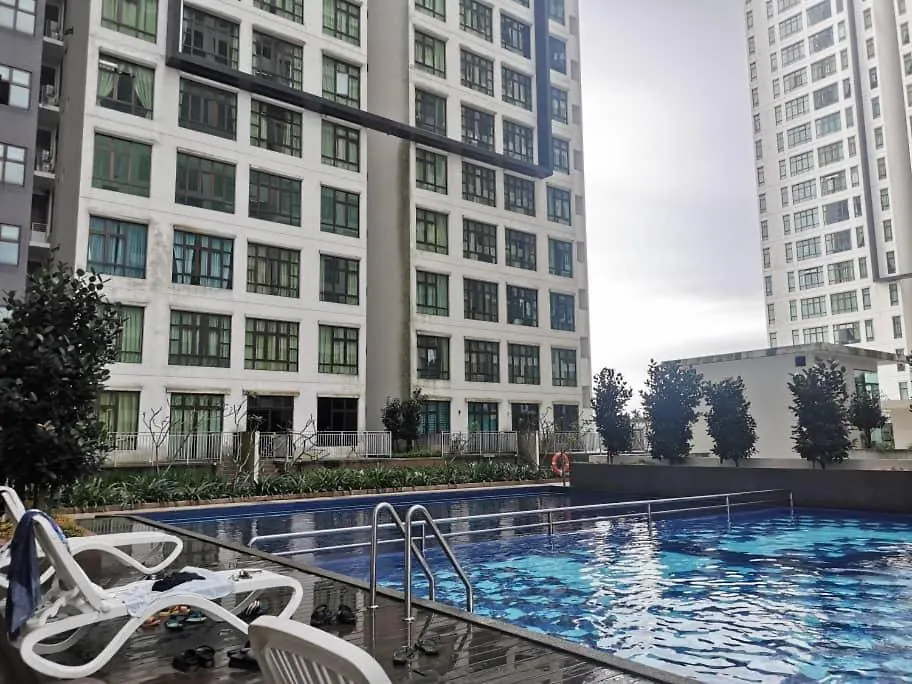 Dsummit 3Bedroom Wifi Netflix 5 Pax Джохор-Бару